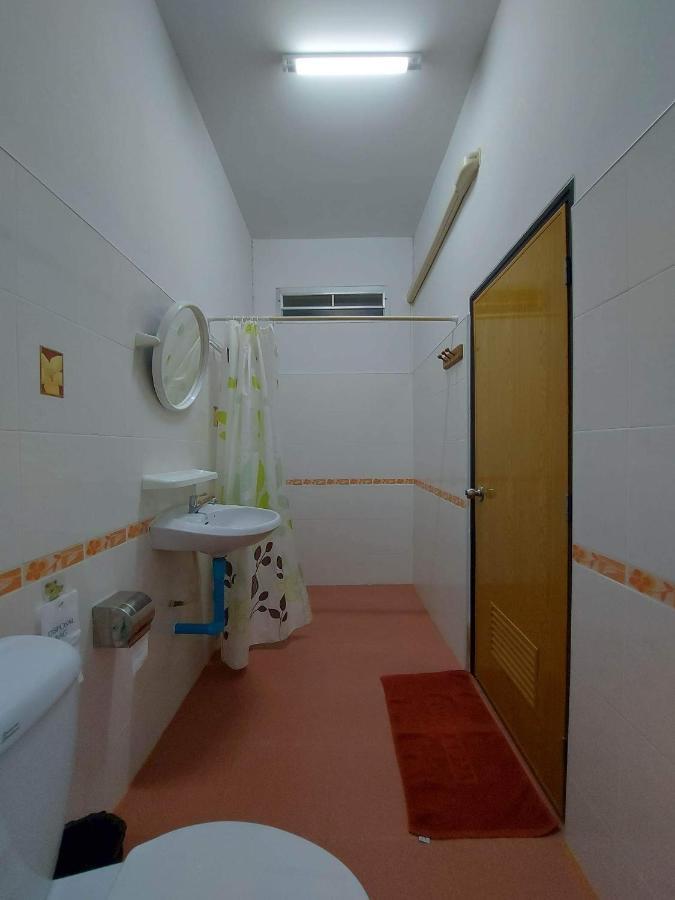 Rutcha Homestay Betong รัชชา โฮมสเตย์ เบตง Zewnętrze zdjęcie